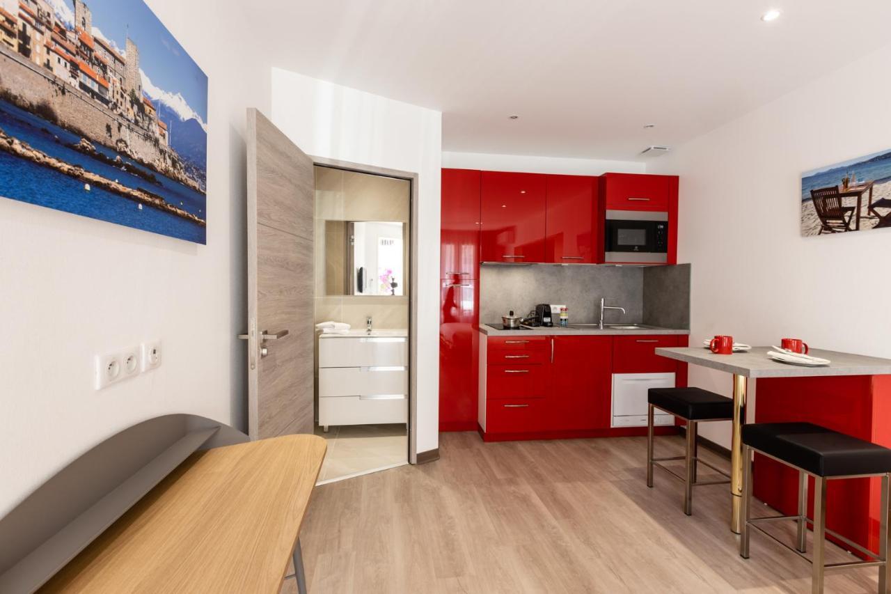 Appartements French Riviera Confidential Centre Ville Juan Les Pins Proche Des Plages Exterior foto