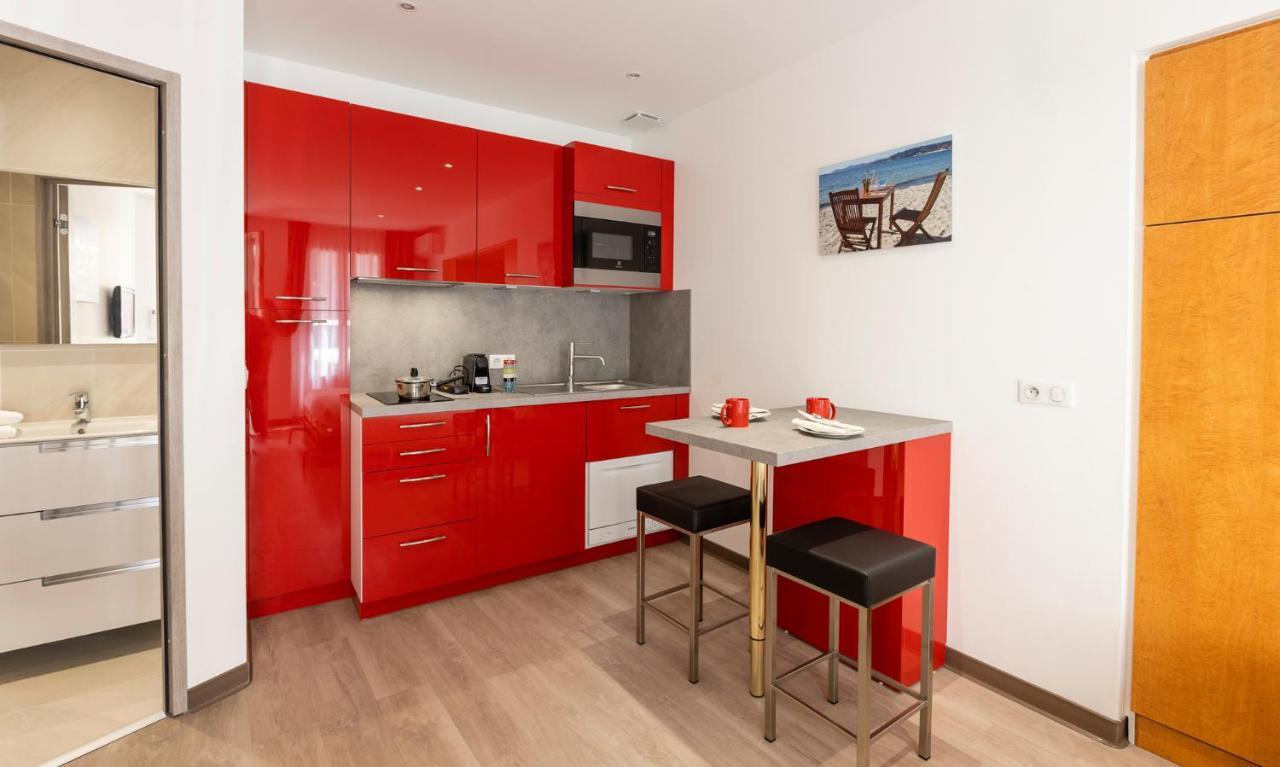 Appartements French Riviera Confidential Centre Ville Juan Les Pins Proche Des Plages Exterior foto
