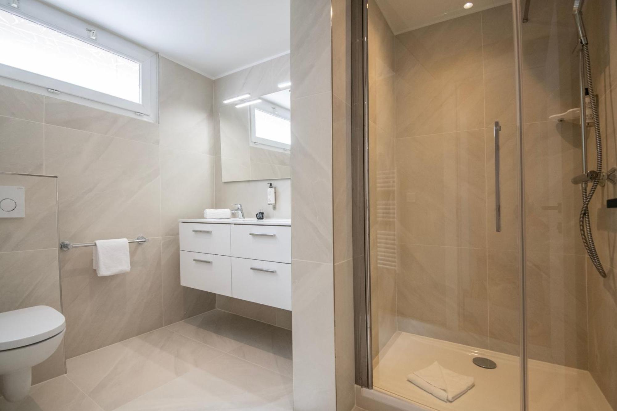 Appartements French Riviera Confidential Centre Ville Juan Les Pins Proche Des Plages Habitación foto
